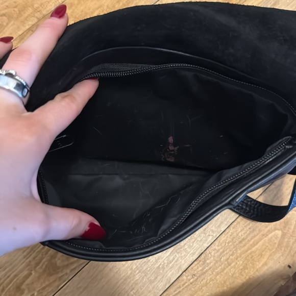 Tulip Leather Crossbody Bag Black Style 112 Elie - Picture 9 of 12